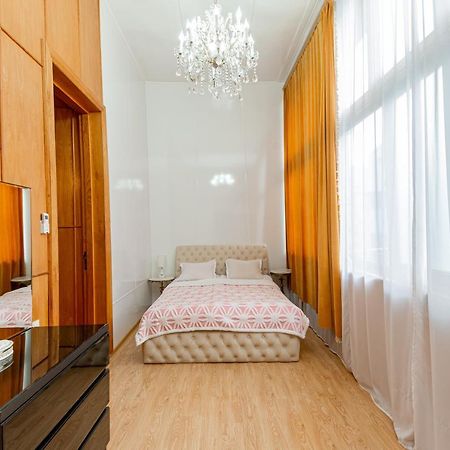 Town Center Rustaveli Aparthotel Tbilisi Buitenkant foto