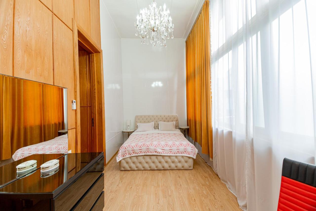 Town Center Rustaveli Aparthotel Tbilisi Buitenkant foto
